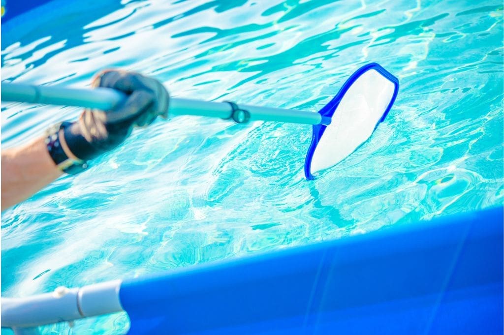 Top 5 Signs You Need Urgent Pool Cleaning in Frisco TX - RMD