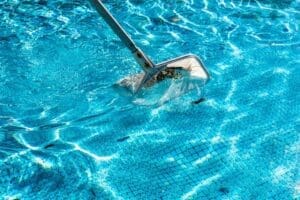 Professional Pool Cleaners | 10 Important Considerations When Hiring 