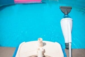 Tips for Choosing the Best Vacuums for Small Pools - RMD